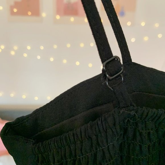 Super Cute Black Romper with Pockets!!! - Picture 3 of 4